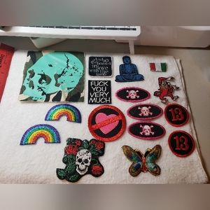 16 assorted patches